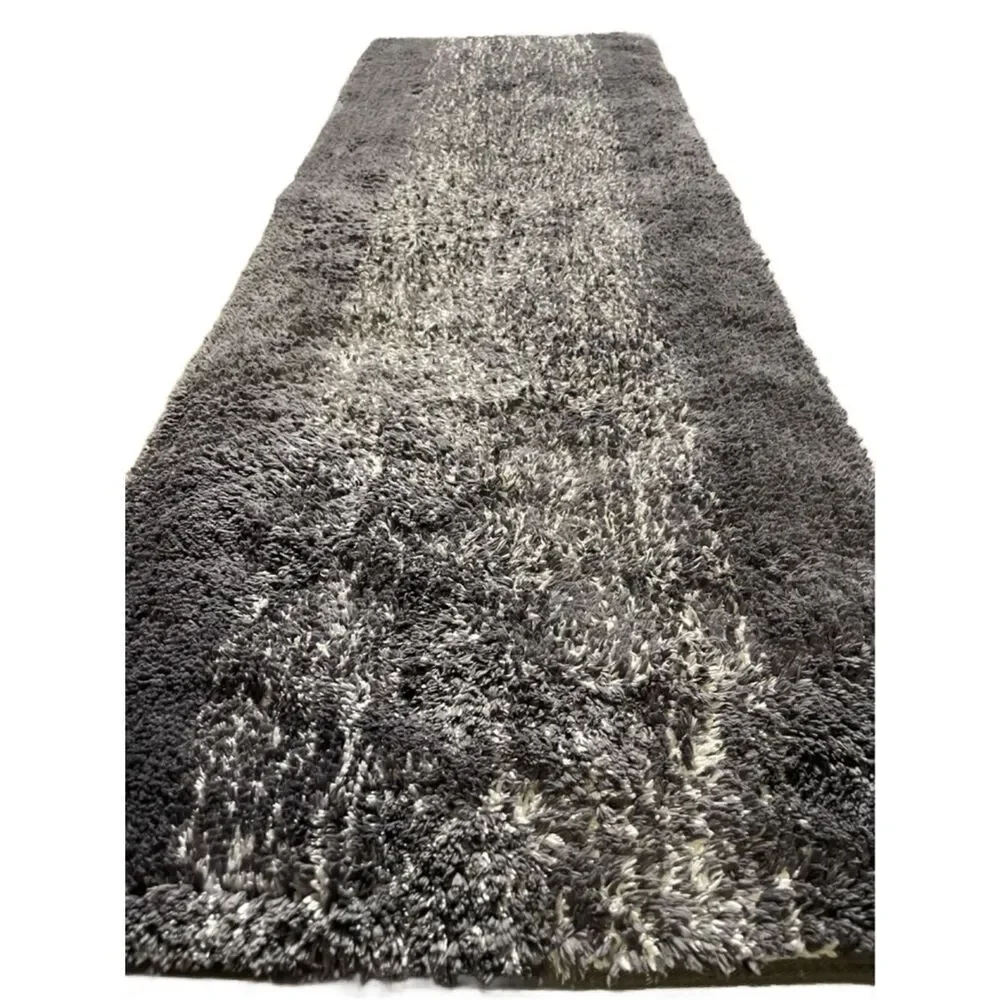 Better Homes and Gardens Plush Gray & White Two-Tone Bath Runner (20”x 60”)